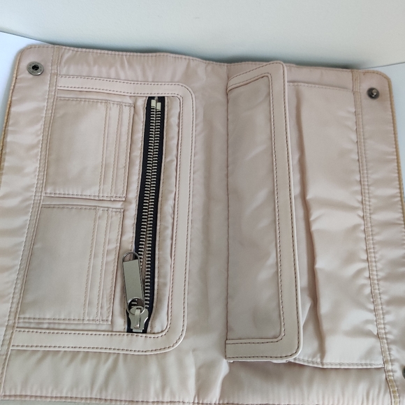 Stella McCartney x LeSportsac Fold over Clutch Bag EUC - Picture 12 of 14